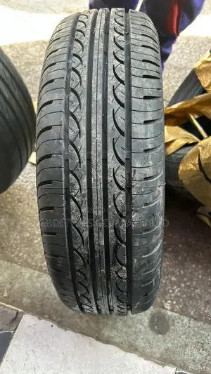 185/70r14 Ceat