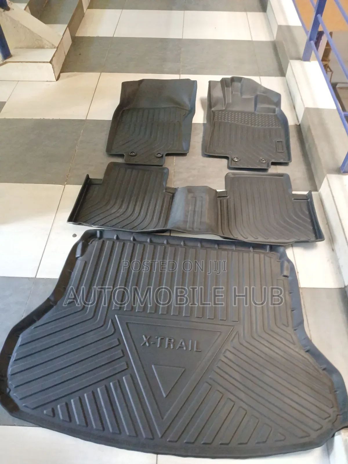 T32 Nissan X-Trail Floor Mats - Nissan X-Trail Boot Mats