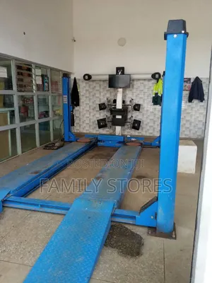 Commercial Four Post Carlift Machine With Wheel Alignment.