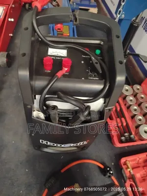 Heavy Duty Commercial Battery Charger Upto 12batteries