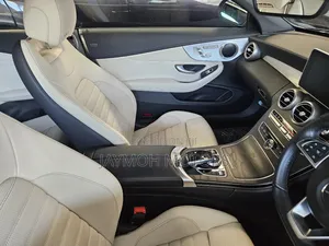 Mercedes-Benz C180 2018 Blue
