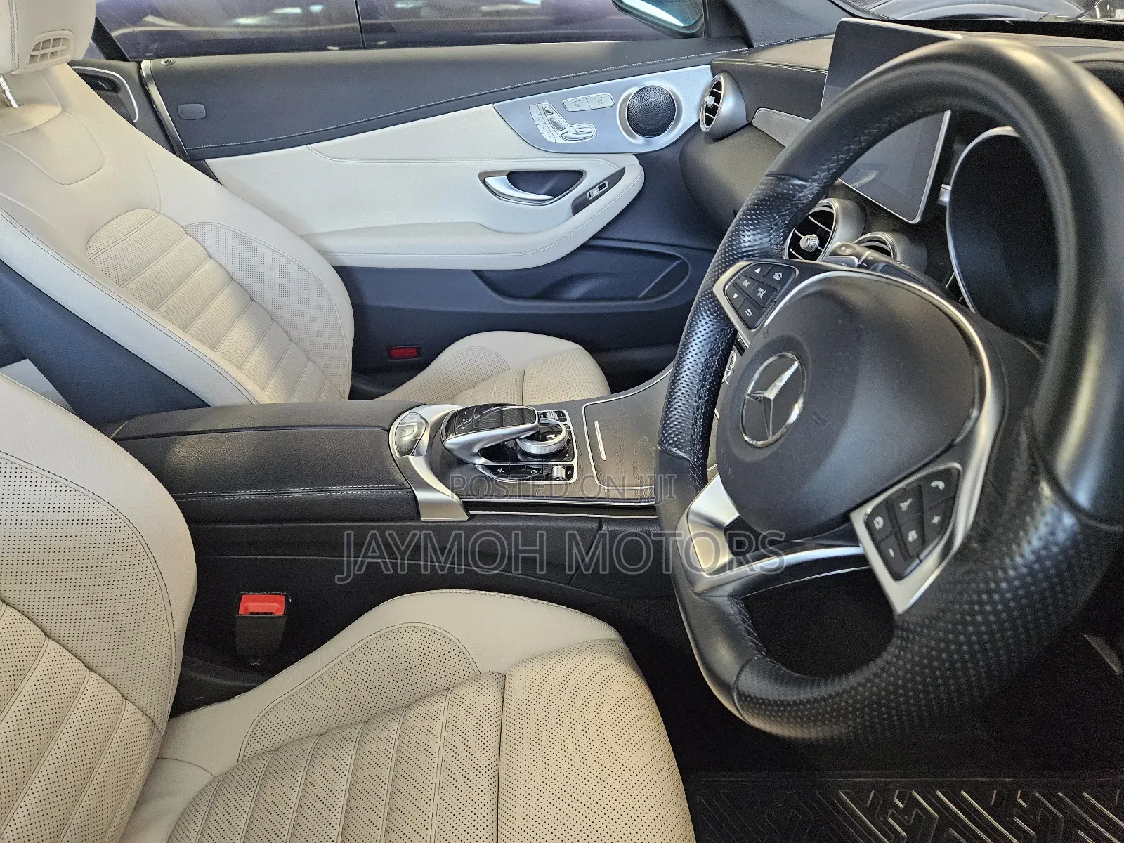 Mercedes-Benz C180 2018 Blue