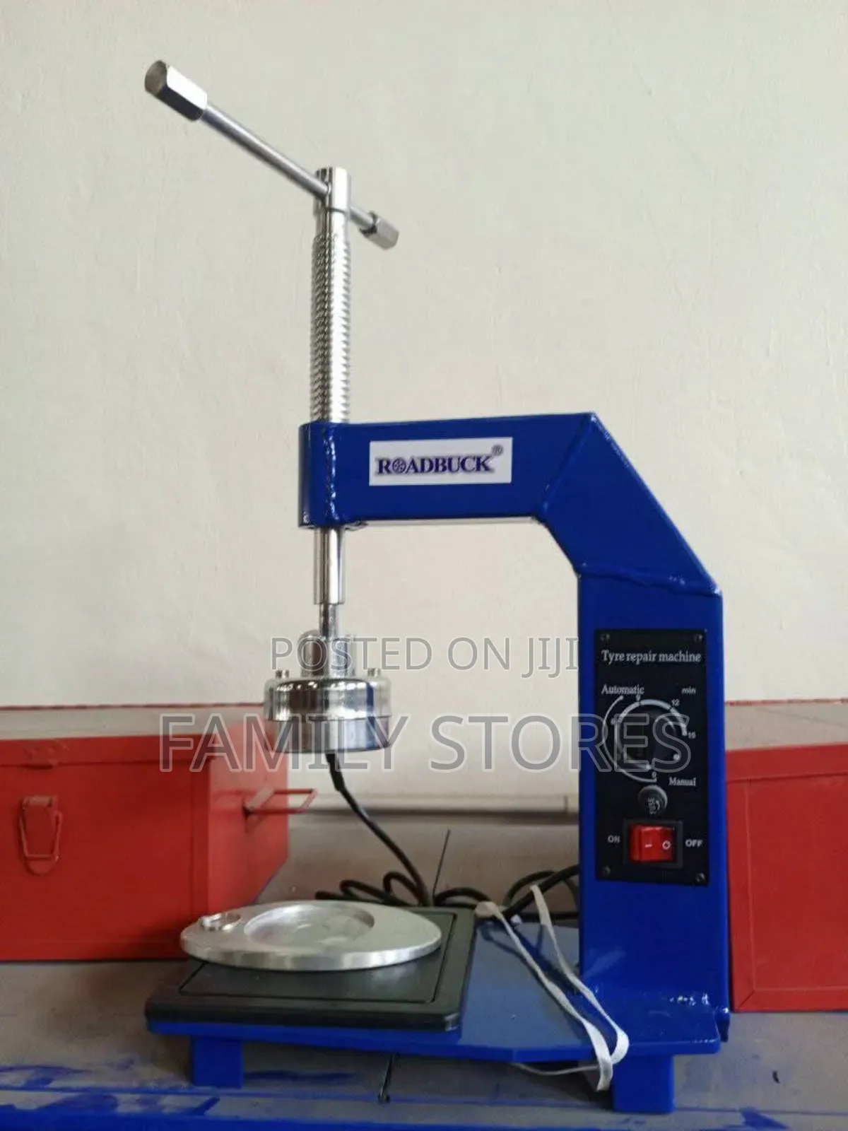 Small Tyre Vulcanizer Machine on Offer!