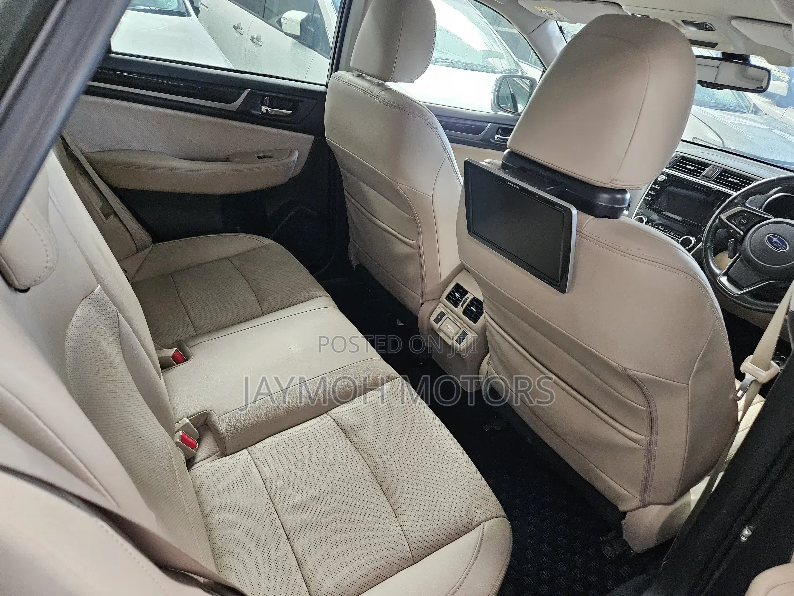 Subaru Outback 2018 Brown