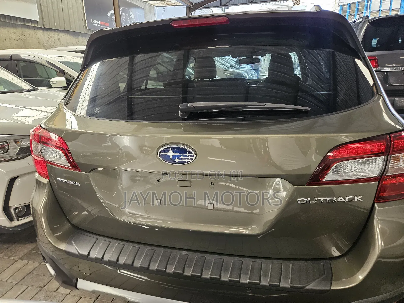 Subaru Outback 2018 Brown
