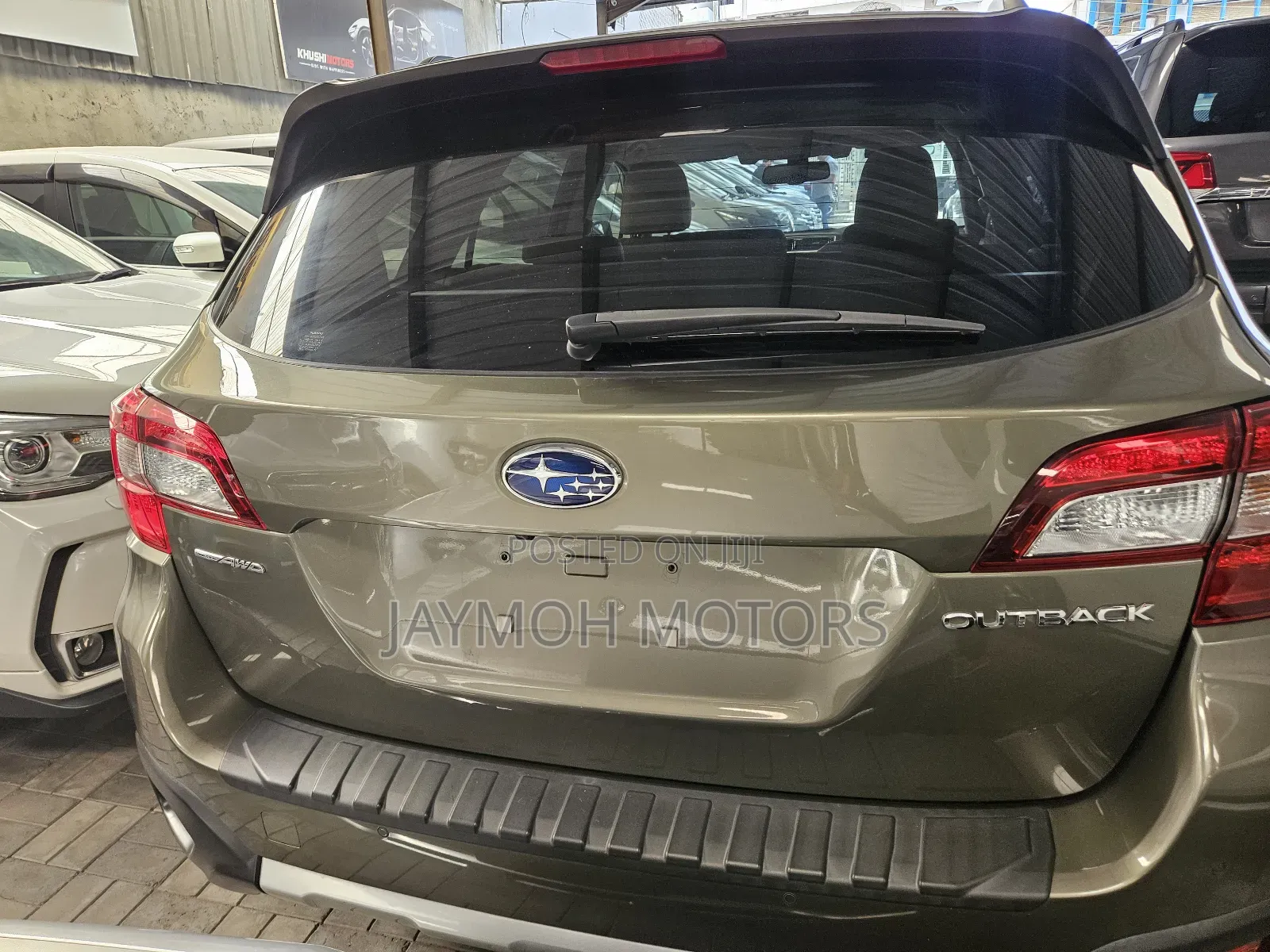 Subaru Outback 2018 Brown