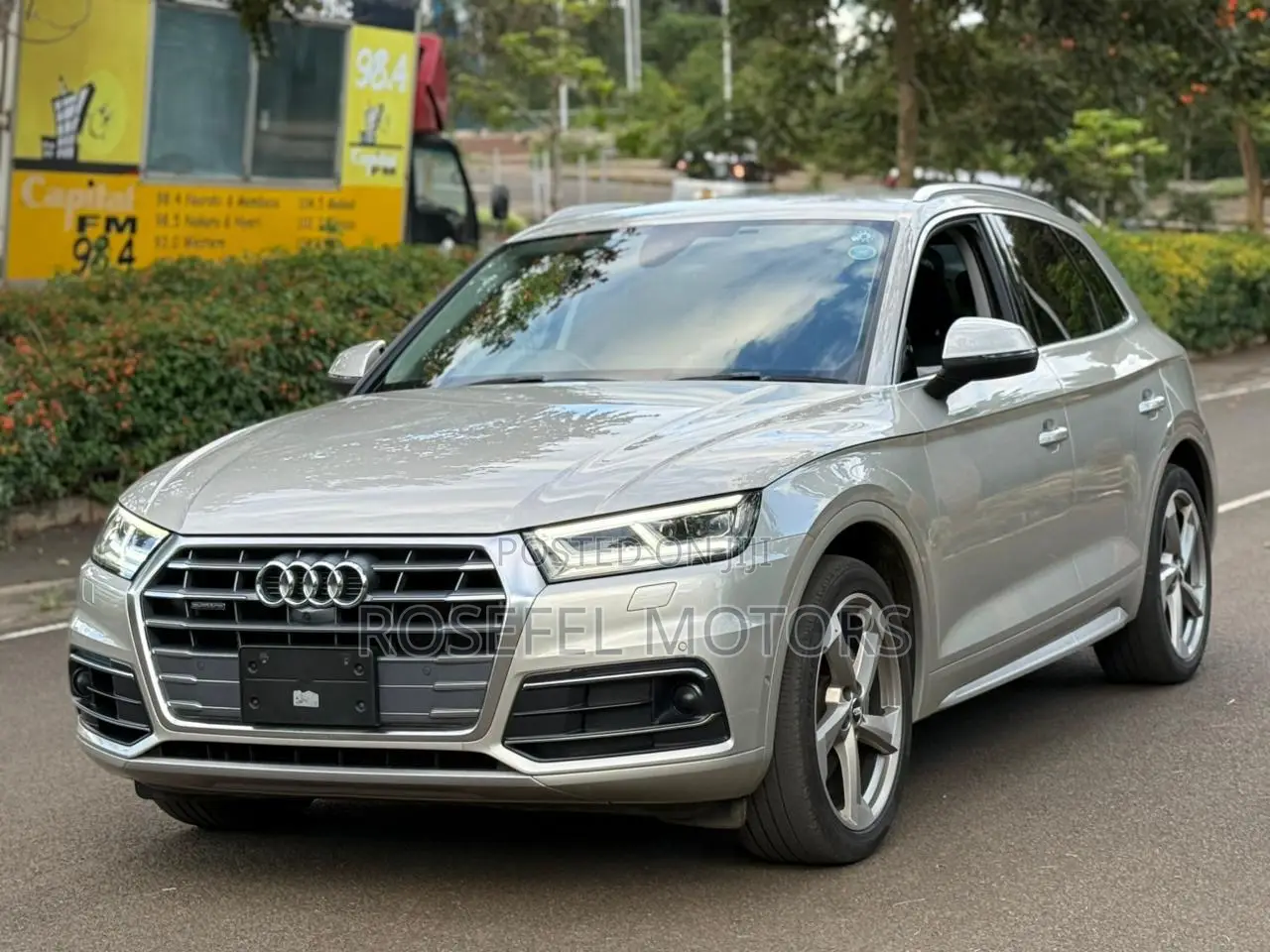 Audi Q5 2018 Silver