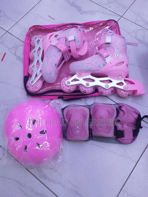 Rubber Skates With Led Flashing Wheels - thumbnail 2