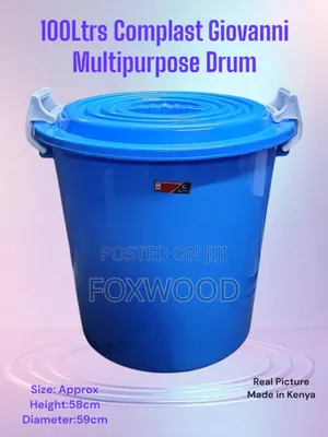 Complast Giovanni Dustbin With a Capacity of 100 Liters.