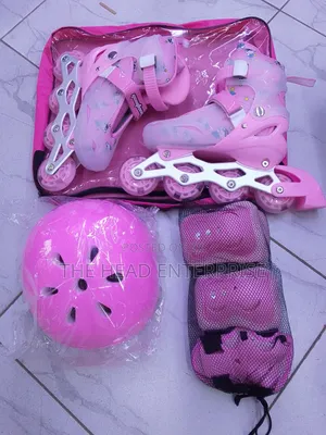 Pure Rubber Skates** All Flashing Wheels With Gears