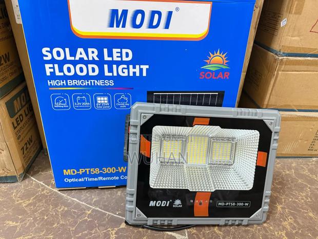 Modi Automatic Solar Floodlight 300 Watts,1 Year Warranty