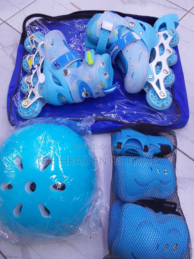 Best Priced Rubber Wheels Blue Skates Affordable - thumbnail 2