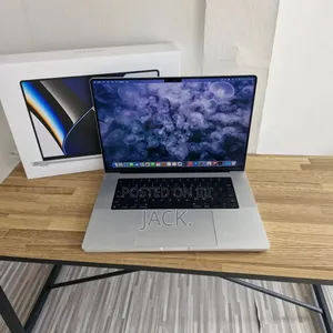 Laptop Apple MacBook Pro 2023 M2 Max 16-Inch 32GB Apple M2 SSD 1T