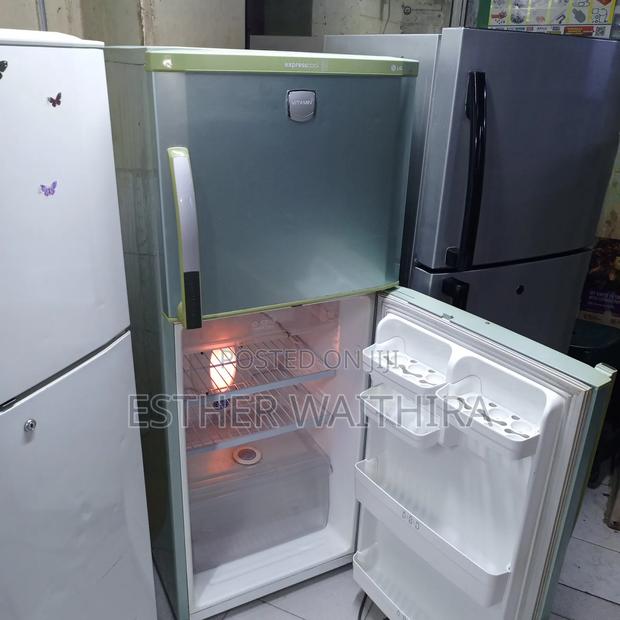 250litrs Lg Fridge - thumbnail 2