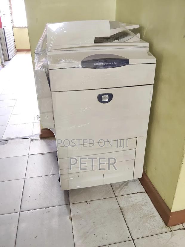 Zerox Coloured - main view