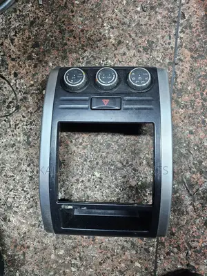 Nissan Xtrail  T31 Ac Switch