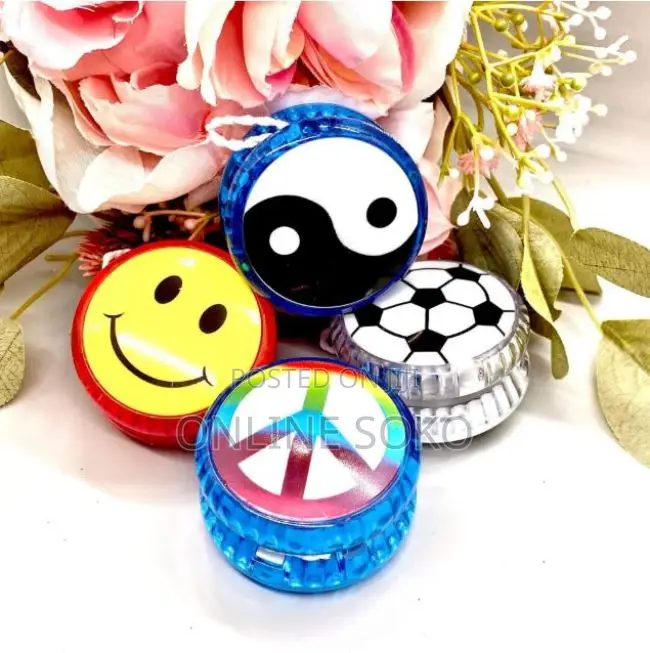Classic Kids Yo-Yos Led Flashing Lights Yoyo Toy Games