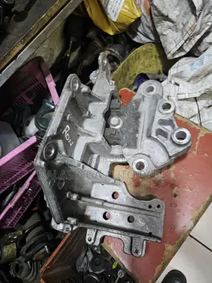 Gearbox  Mounting Nissan  Xtrail T31 Diesel