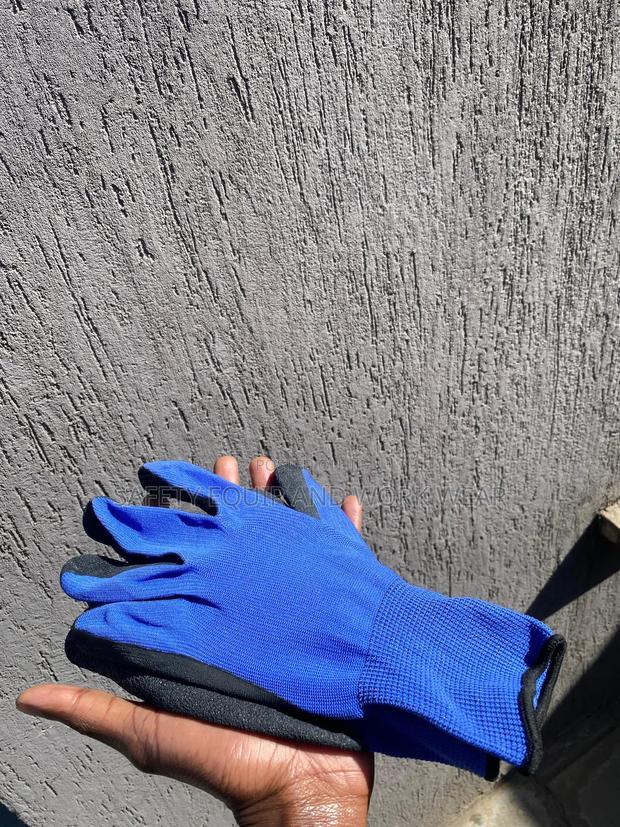 Multipurpose Diamond Grip Versatile For All Jobs.