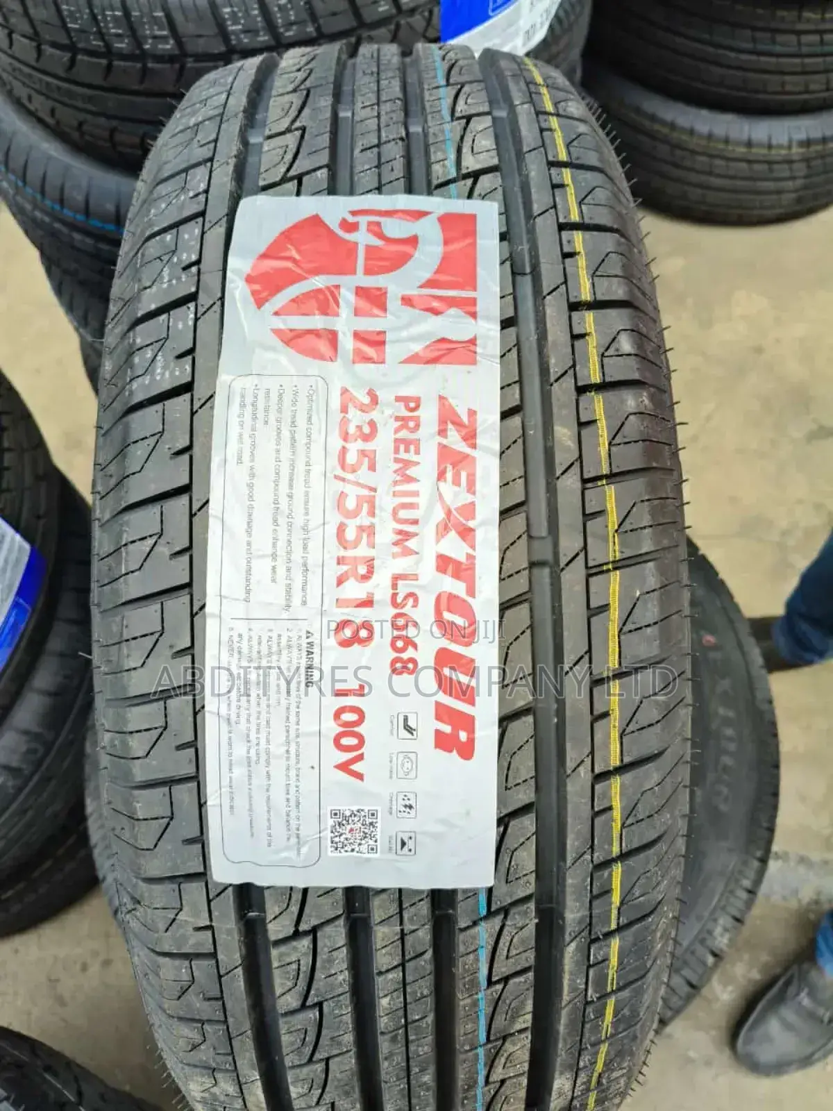 235/55r18 Zextour