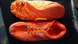 Sprinting Spikes