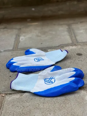 Diamond Grip Gloves Anti Slip And Durable.