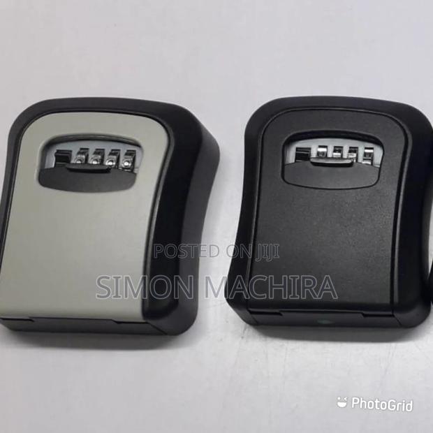 Metallic Airbnb Key Safe - main view