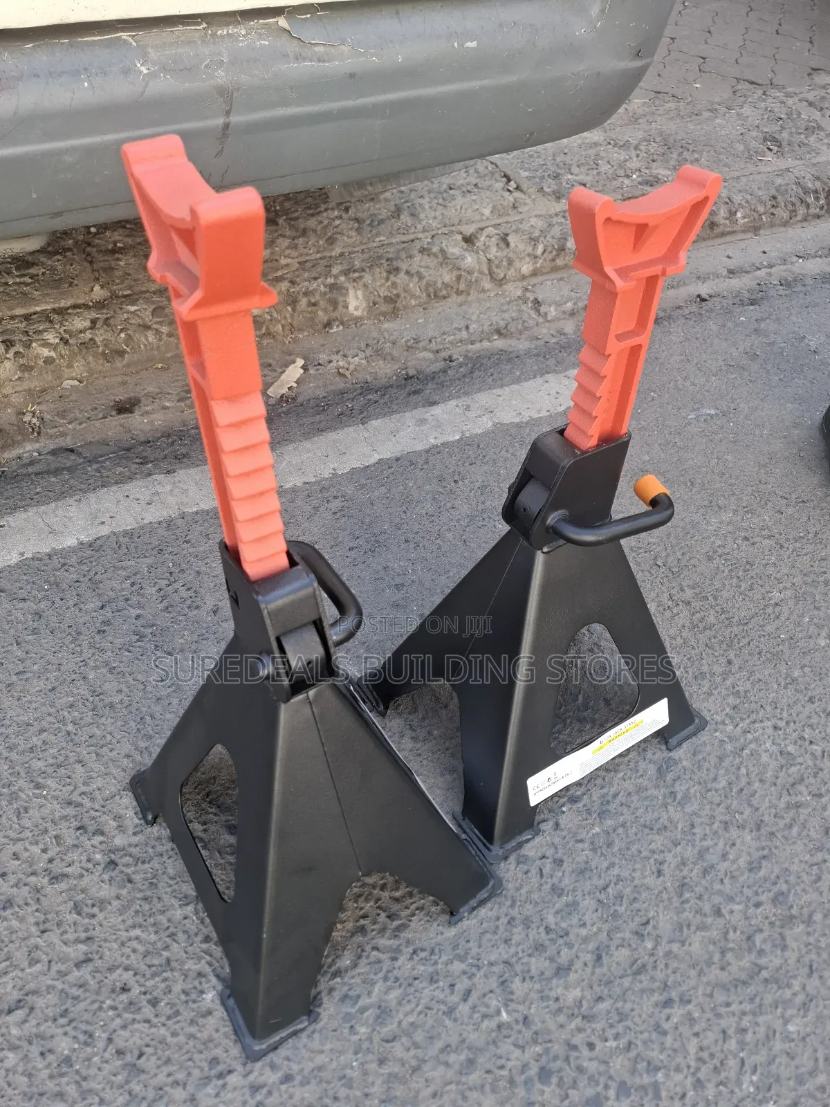 Steel Jack Stands With 3 Ton Capacity