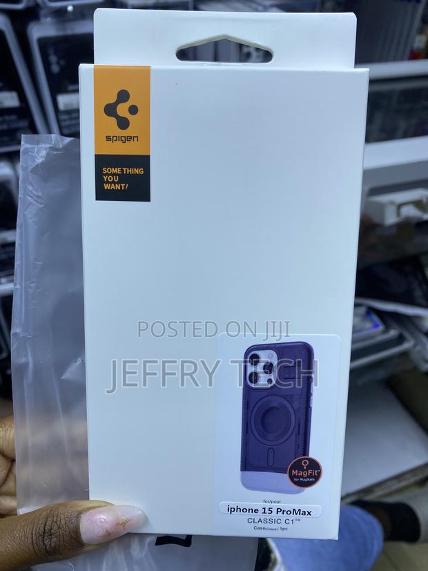 Figte Spigen Tough Armor Magfit for iPhone 15 Pro Max Case - main view