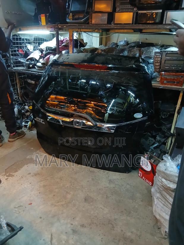 Honda Fit Shuttle Boot Available - main view