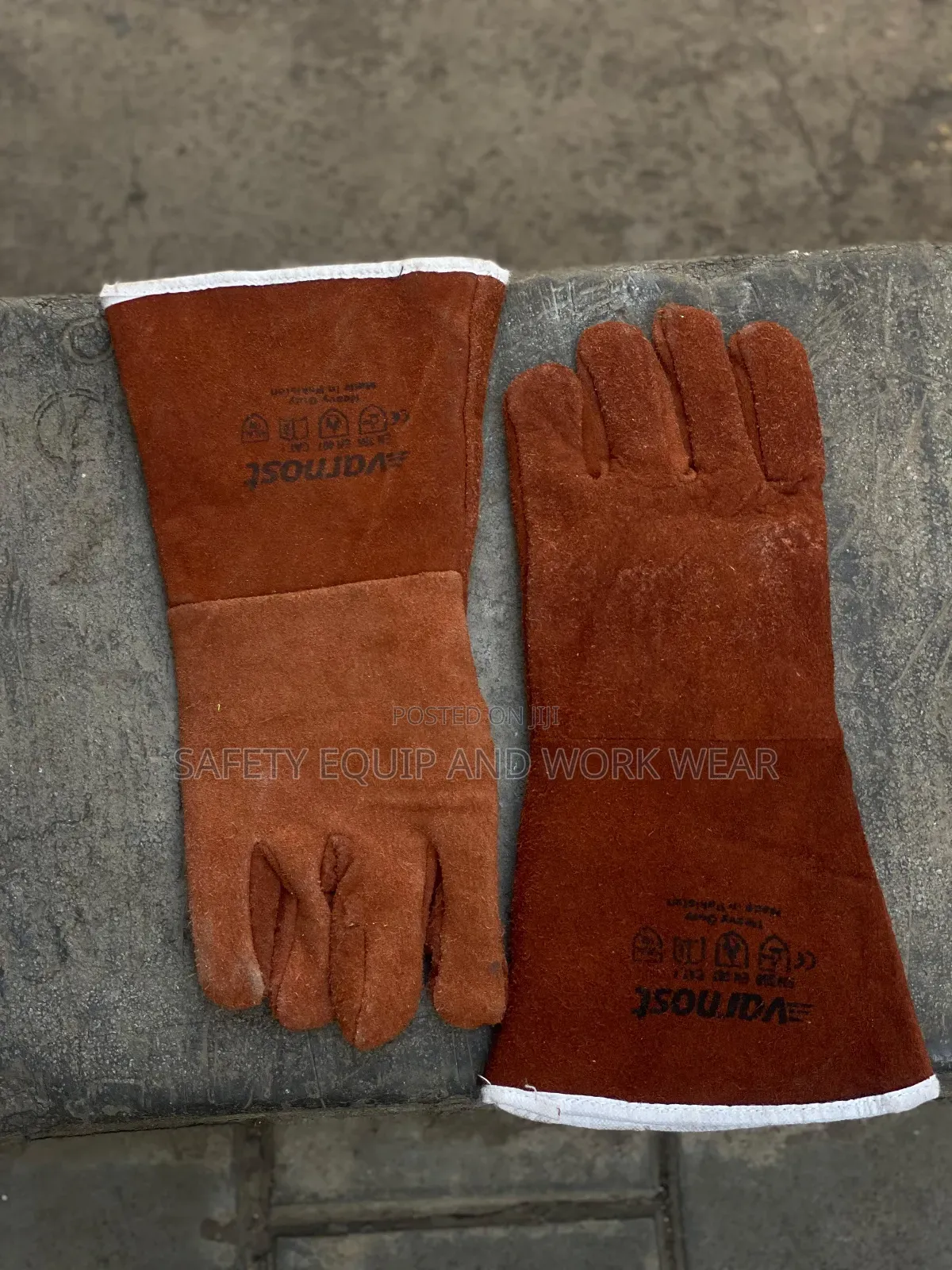 Welding Gloves For Blacksmithing.