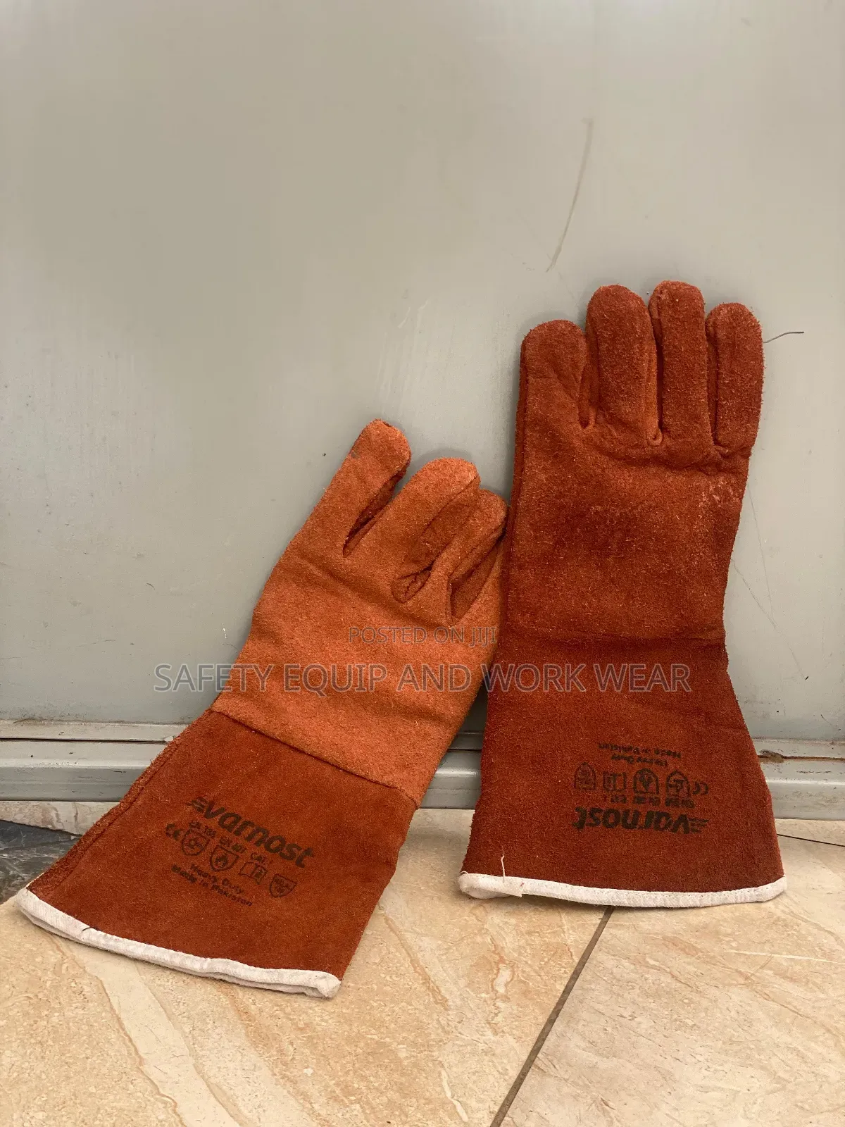 Welding Gloves With Reinforced Palm