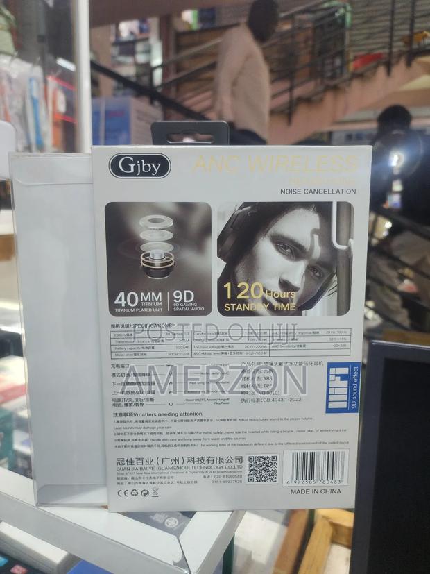 Wireless Earphones With Anc - thumbnail 3