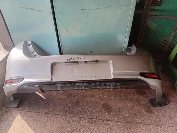 Auris 2017 Rear Bumper - main view