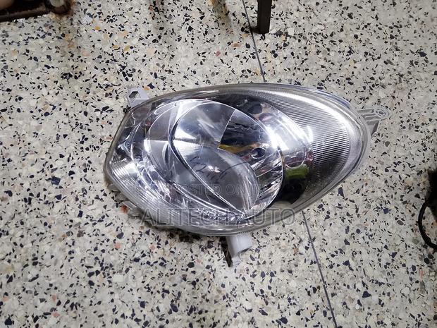 Headlight Passo