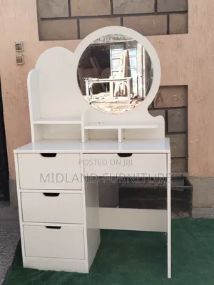 Dresser/ Vanity Cabinet / Dressing Table With Mirror
