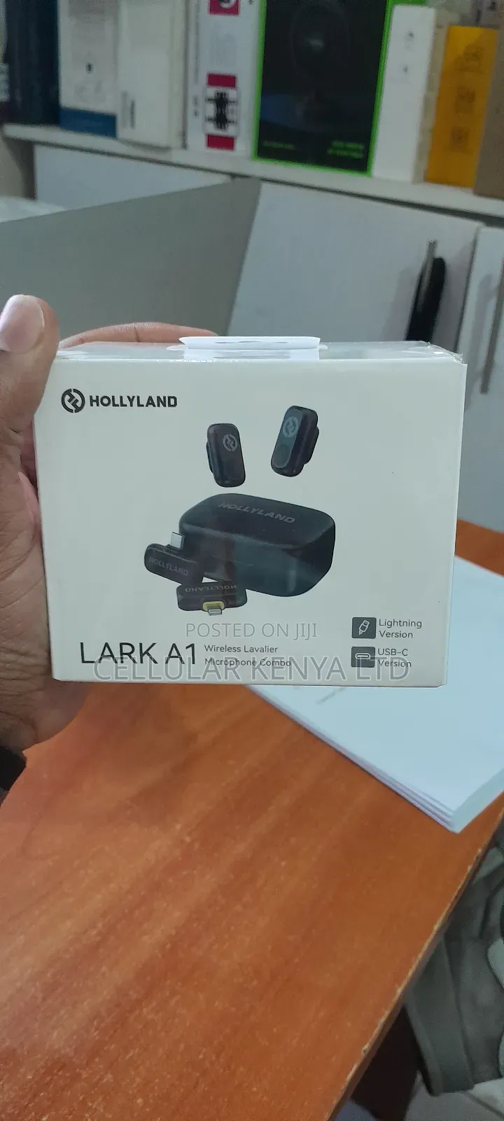 Hollyland Lark A1duo 2-Person Wireless Microphone