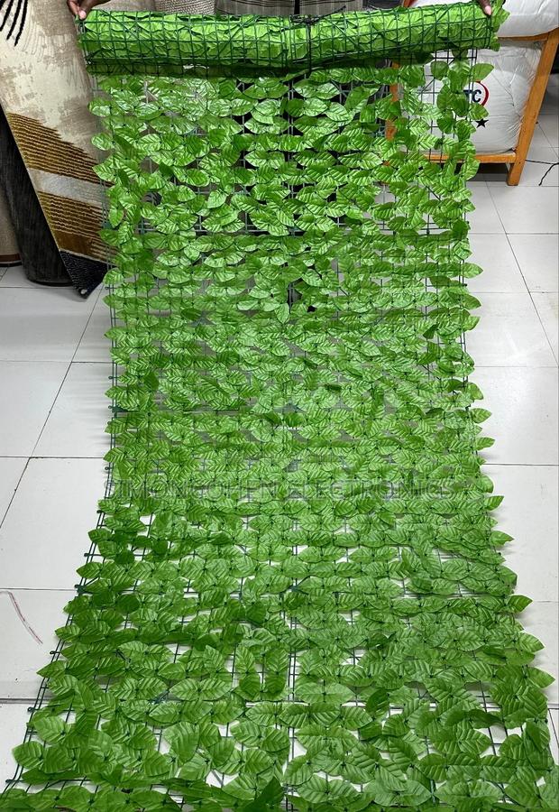 Green Balcony Privacy Fence - thumbnail 3