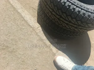 265/70 R16 Cf 1000 Comfoser