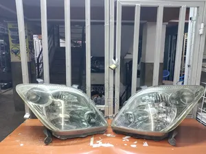 Ist Headlights 2005