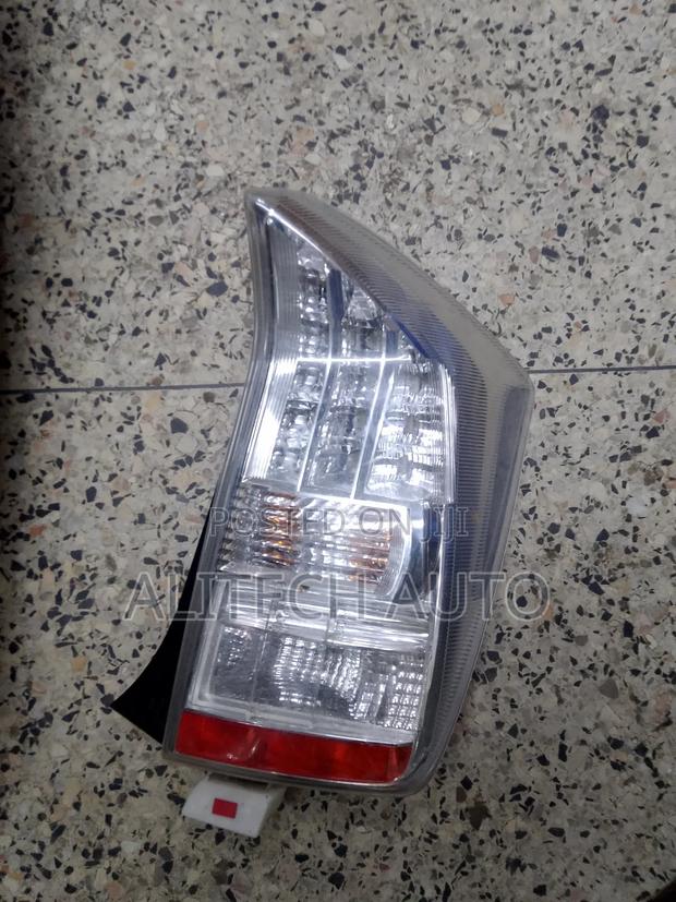 Toyota Prius Taillight - thumbnail 2