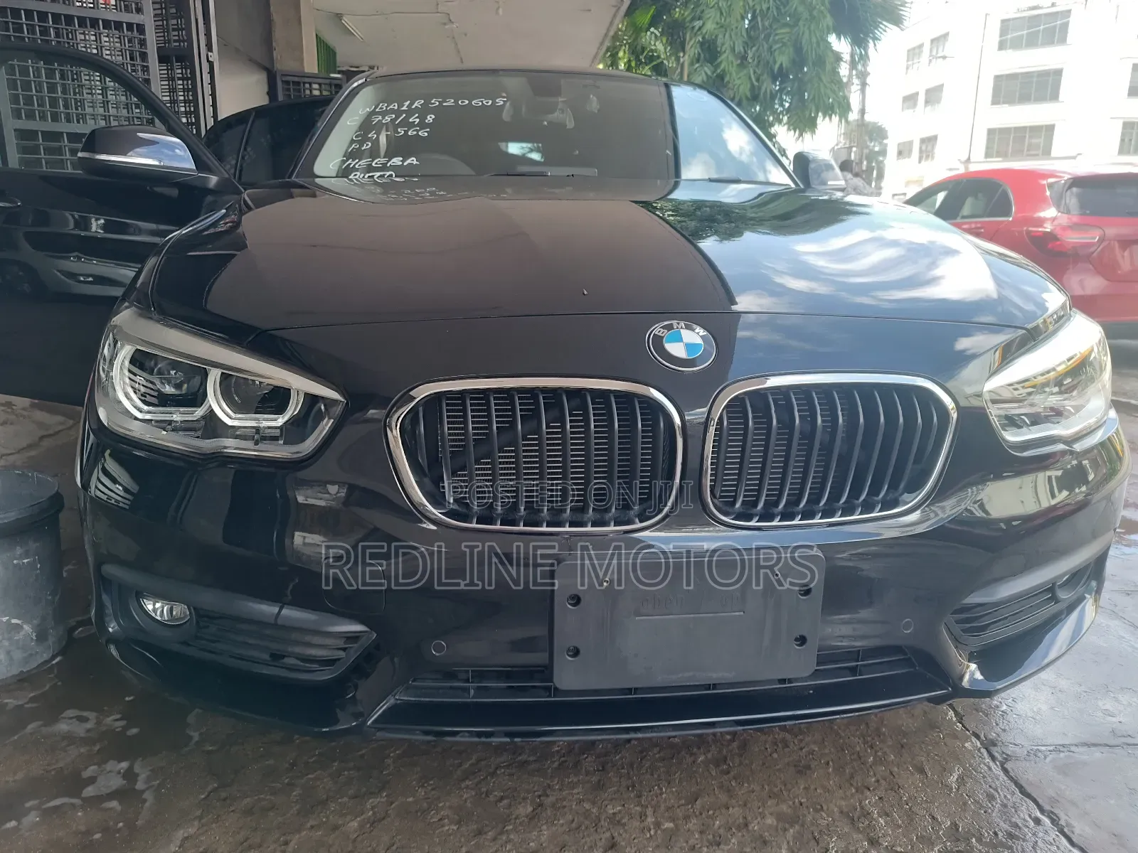 BMW 118i 2018 Black