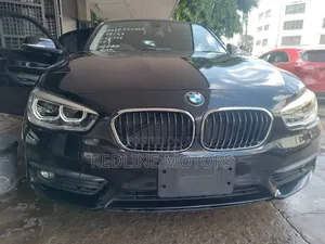 BMW 118i 2018 Black