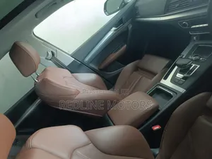 Audi Q5 2018 Blue