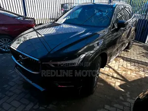 Volvo XC60 T5 Momentum AWD 2018 Gray