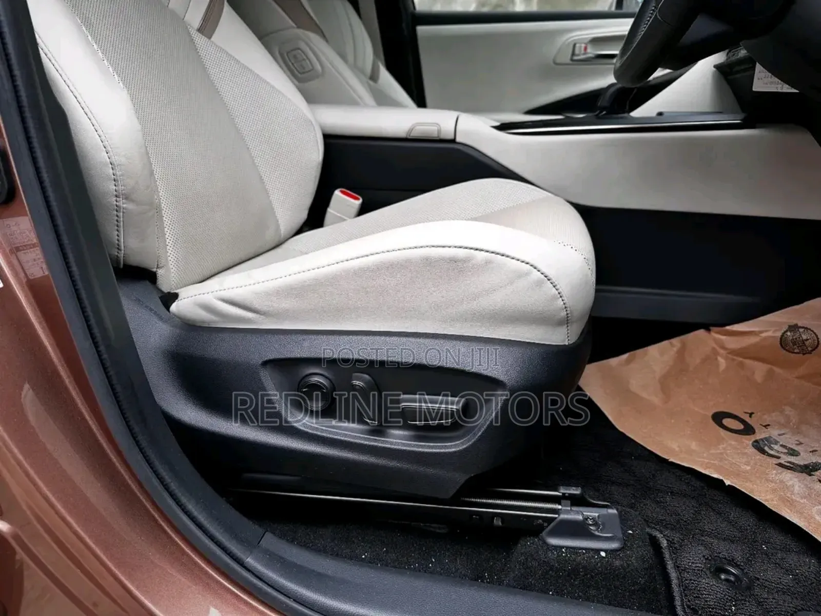 Toyota Crown 2022 Brown