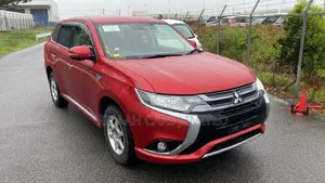 Mitsubishi Outlander 2.0 PHEV AWD 2018 Red