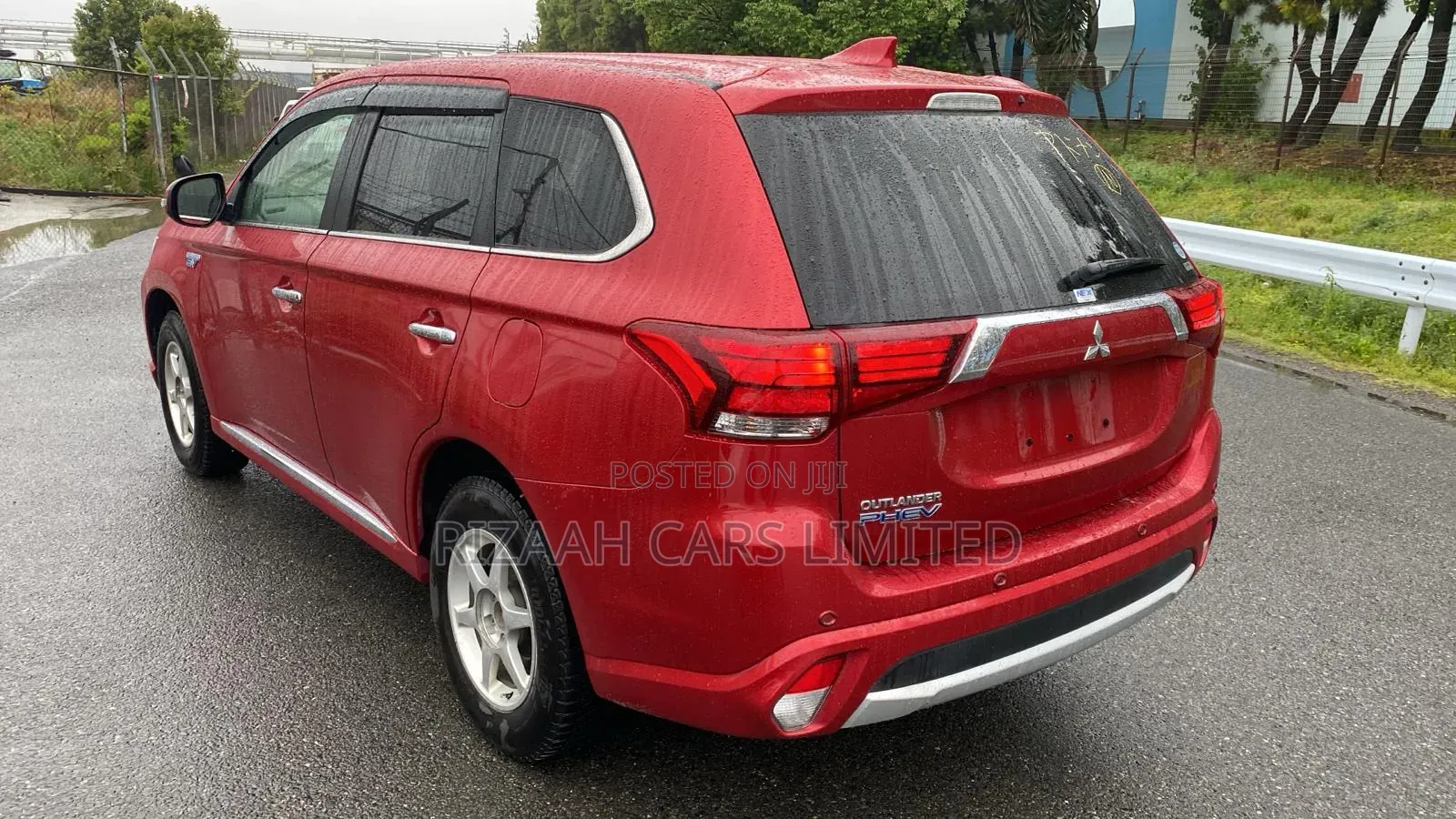 Mitsubishi Outlander 2.0 PHEV AWD 2018 Red