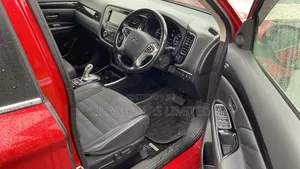 Mitsubishi Outlander 2.0 PHEV AWD 2018 Red