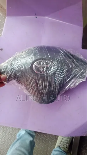Steering Wheel Airbag Toyota Fielder 2010